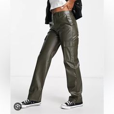 Brand New Without Tag. Sold Out On Website. Leather Cargo Pants, Bear Leather, Baddie Outfit, Pull And Bear, Pull & Bear, Straight Leg Trousers, Style Streetwear, Cargo Trousers, Baddie Outfits