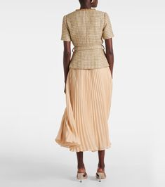 Plissé bouclé midi dress in gold - Self Portrait | Mytheresa Self Portrait Clothing, Gucci Fashion, Gold Dress, Invisible Zipper, Self Portrait, Hat Fashion, Cocktail Party, Midi Length, Summer Dress