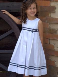 Kids Frocks Design, Kids Dress Wear, Girl Dress Patterns, Kids Frocks, Frocks For Girls, Childrens Dress, Dresses Kids Girl, Little Dresses