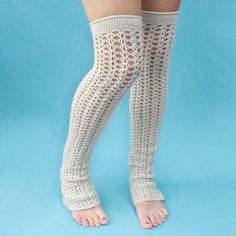 Crochet Leg Warmers Pattern, Diy Leg Warmers, Crocheted Socks, Leg Warmers Crochet Pattern, Bulky Yarn Crochet, Leg Warmers Pattern, Crochet Wear, Crochet Boot Cuffs, Crochet Leg Warmers