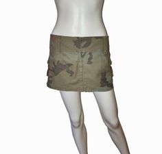 Vintage Hollister, Camo Mini Skirt, Hollister, Fashion Clothes Women, Mini Skirt, Camo, Fashion Clothing, Women's Fashion, Mini Skirts