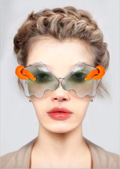 Crazy Sunglasses, Trendy Swimwear, Wearing Glasses, Cool Sunglasses, Eyewear Design, Eyewear Fashion, Glasses Fashion