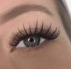 Eyelash Extentions