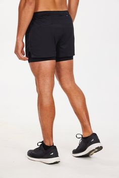 The ALRN Mesh Short is the perfect blend of agility and style for your running. Designed with a 3-inch inseam for optimal freedom of movement, these shorts boast moisture-wicking technology to keep you dry and focused on your run. Elevate your running experience. Black Moisture-wicking Relaxed Fit Athletic Shorts, Black Micro-elastic Athletic Shorts With Short Leg, Black 4-way Stretch Athletic Shorts For Outdoor, Black Moisture-wicking Cotton Athletic Shorts, Black Micro-elastic Running Shorts, Mesh Short, Mesh Shorts, Focus On Yourself, Freedom Of Movement