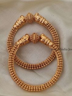 10 Gram Gold Bangles Design, Single Bangle, Golden Bangles, One Gram Gold Jewellery, Saree Inspiration, Plain Gold Bangles, Gold Kada, Antique Gold Bracelet