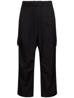 Elastic waistband. Two side pockets. Two cargo pockets Tech Cargo Pants, Sport Swimwear, Sports Sweatshirts, Cargo Joggers, Cargo Pant, Sports Brands, Shearling Jacket, Straight Pants, Sport Pants