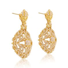 Shop the Intricata Earring, Pavé Diamond from Micah Antoni. Crafted from luxurious, recycled 18K yellow gold and adorned with brilliant-cut pavé diamonds. Luxury Gold Bridal Earrings With Diamond Accents, Luxury Bridal Drop Earrings With Pave Setting, Exquisite Pave Diamond Earrings As Gift, Exquisite Pave Diamond Earrings For Gift, Exquisite Diamond Earrings With Pave Setting, Exquisite Earrings With Pave Setting For Evening, Exquisite Pierced Diamond Earrings, Exquisite Diamond Earrings With Pave Setting For Gift, Exquisite Diamond Earrings With Pave Setting As A Gift