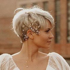 Quick & Easy Short Hairstyles ideas of 2024 - Short Haircut Styles#shorthairstyles #shorthaircut #haircut2024 Edgy Bridal Hair Short, Prom Hairstyles For Pixie Hair, Wedding Hair For Very Short Hair, Very Short Bridal Hair, Buzzcut Bride, Pixie Formal Hair, Super Short Wedding Hair, Pixie Haircut Bride, Brides With Short Hair Pixie Haircuts