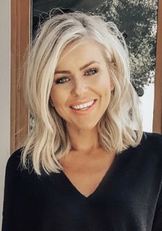 Medium Blond Hairstyles, Shoulder Length Hair 2022, Medium Length Hairstyles Fine Hair, Blonde Hair Looks Medium Length, Blonde Hair Styles Medium Length Popular Haircuts Over 40, Medium Length Fine Blonde Hair, Blonde Medium Hairstyles, Med Length Blonde Hair, Medium Length Haircut For Fine Hair Blonde