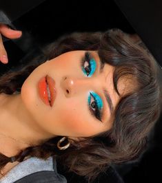 Colorful Makeup Looks, Makeup Combo, Teal Makeup, Coral Makeup, Eye Makeup Styles, Hair Mistakes, Teal Coral, Pinterest Makeup, Unique Makeup