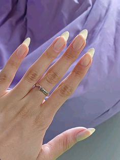 unhas grandes naturais / natural nail / big nails /  unhas grandes / nail art Manifest Nails, Vision Board Nails, Big Nails, Full Scholarship, Life Vision Board, Beauty Goals, My Vision Board, Prayer Board