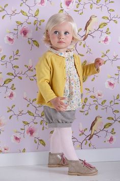 Look bébé - Cyrillus collection automne hiver 2015 2016 Stylish Baby Girls, Baby Flannel, Baby Kleidung, Kids Couture, Fashionable Baby Clothes, Children's Fashion, Stylish Baby