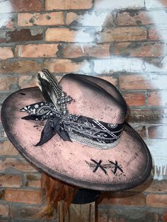 Painted, burnt and distressed! wool/polyester  One Size Fits MOST. If you do not see a style you like, shoot us a message and we will try to create your vision!! Decorated Hats, Foil Hat, Cowboy Hat Design, Hat Burning, Cowboy Theme Party, Girls Crafts, Country Music Concert, Hat Bar, Hat Art