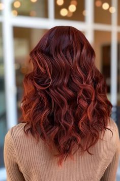 Red Burgundy Hair Color, Hair Color Ideas Trending, Red Hair Color Ideas, Red Curls, Chestnut Hair, Natural Curly Hair Cuts, Auburn Red, Chestnut Hair Color, Bright Red Hair