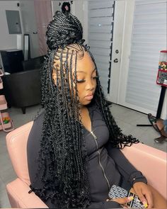 #fulani #braids #braidsforblackwomen #hairstylesforblackwomen #backtoschoolhairstyles #knotlessboxbraids #knotless Flip Over Fulani Braids, Hairstyles For Beginners, Hair Braid Designs, Hairstyles For Black Women Cornrows, Black Women Cornrows, Cornrows Natural Hair, Women Cornrows, Quick Braids, Parting Hair