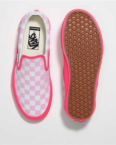 Pink Checkered Vans, Cute Vans Shoes, Aesthetic Vans, Pink Checkerboard, Women Summer Shoes, Cute Vans, Vans Pink, Pink Vans, Swag Shoes