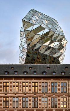 zaha hadid architects antwerp new port house belgium designboom Parasite Architecture, Glass Facade, Santiago Calatrava, Antwerp Belgium, Amazing Buildings