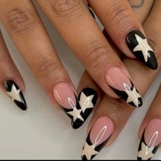 Cool Black Star Design With French Tips. New Never Worn Unghie Sfumate, Kutek Disney, Easy Nails, Cute Nail, Y2k Nails, Almond Nail, Nails For Women, Star Nails, Stick On Nails