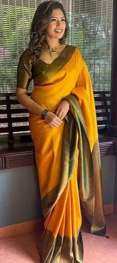 Yellow color Saree in Art Silk, Silk fabric with Weaving, Zari work Pelli Choopulu, Saree Pic, Simple Frock, Saree Drapes, Panda Painting, Elegant Sarees, Simple Frock Design, Lehenga Saree Design, Kota Silk Saree