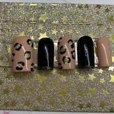 Any 2/$35. Can Be Made In Any Length, Shape Or Width( See Pic For Size Reference). Comes With Manicure Kit. Choice Of Glue Or Sticky Tabs. Reusable(If Cared For Properly). *All Purchases Are Made To Order And Are Usually Ready To Ship In 1-2 Days Nude Nails Color, Nails Color Black, Black And Nude Nails, Acrylic Nail Set, Plaid Nails, Animal Print Nails, Glitter Dipped, Manicure Kit, Nail Kit