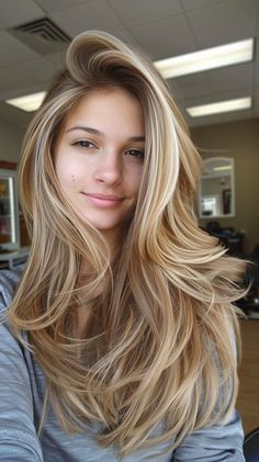 Bob Hair Color, Honey Brown Hair, Colour Hair, Golden Honey, Long Blonde Hair, Hair Color Trends, Twist Hairstyles