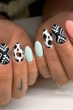 80+ Best Country & Western Nails for Every Cowgirl at Heart Black Aztec Nails, Spring Nail Art For Short Nails, Tan Cow Print Nails, Black And Brown Cow Print Nails, Cow Girl Nail Design, Cute Western Christmas Nails, Western Design Nails, Aztec Print Nails