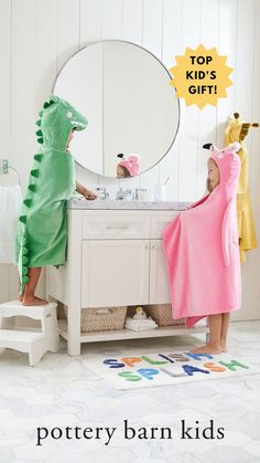 Make bathtime extra special with our playful flamingo towel. Woven from pure Turkish cotton for enveloping softness, the cozy towel is gentle on their skin and features a built-in hood that captures the bird’s hooked black bill and pink feathers. Top Gifts For Kids, Kids Hooded Towels, Towels Kids, Email Branding, Pottery Barn Teen, Hooded Towel, Design Help, Top Gifts, Pottery Barn Kids