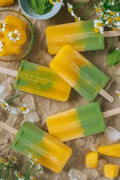 Mango Matcha Latte Popsicles on a parchment paper Make Marshmallows, Mango Matcha, Fruity Ice Cream, Mango Popsicles, Chocolate Popsicles, Creamy Ice Cream, Crispy Cookies, Healthy Vegan Desserts