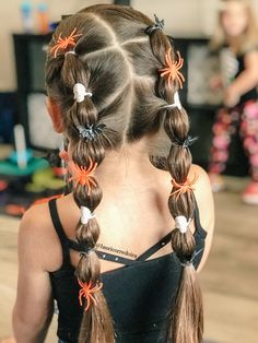 Wacky Hair Day Ideas Halloween, Kids Crazy Hair Day Ideas Halloween, Fun Hair Day Schools, Toddler Witch Hairstyle, Easy Diy Crazy Hair Day Ideas, Toddler Hairstyles Girl Halloween, Creative Halloween Hairstyles, Crazy Hair Day For Toddler Girl