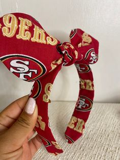 Represent your favorite team , with this lovely headband . Material is 100% cotton  Size fits most adults and children  Headband is one inch wide Casual Sports Headband, Casual Sports Event Headband, Casual White Headband For Gift, Casual White Cotton Headband, Pico Rivera, 49ers Fans, Dodgers Fan, Sf 49ers, Bucket Cap