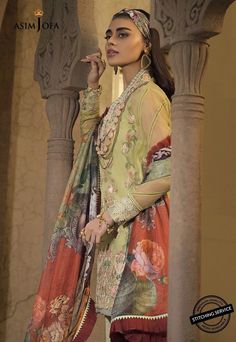 Asim Jofa Lawn Suit in Mint Green Color Side Pose Lawn Design, Shirt Elegant, Asim Jofa, Lawn Suit, Mint Green Color, Embroidered Organza, Lawn Suits, Silk Dupatta, Elegant Shirt