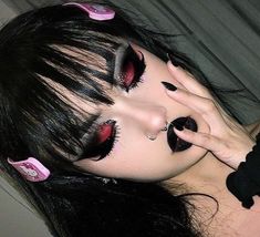 Goth Eye Makeup, Dark Makeup Looks, Make Up Designs, Alt Makeup, Swag Makeup, Halloween Tattoo