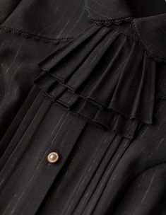 Add a touch of Victorian elegance to your wardrobe with this black long-sleeve shirt featuring a detachable jabot on the neckline. Perfect for adding a sophisticated and gothic twist to your outfit, this versatile piece can be dressed up or down for any occasion.  This price includes a shirt and a detachable jabot.   	 		 			Size 			S 			M 			L 			XL 			2XL 		 		 			Shoulders 			38 			39.5 			41 			42.5 			44 		 		 			Bust 			86 			92 			98 			104 			110 		 		 			Waist 			68 			74 			80 			86 Steampunk Fashion Male, Gothic Skirts, Classic Skirts, Pin Up Dresses, Black Long Sleeve Shirt, Skirt Socks, Outfits With Hats, Striped Fabrics, Lolita Dress