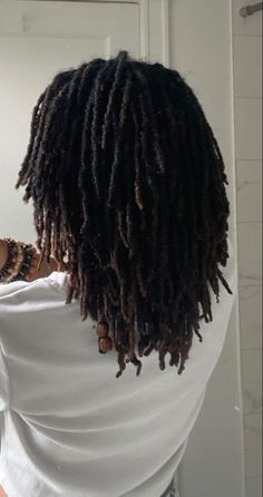 Layered Locks Haircut, Dreadlocks Aesthetic Faceless, Small Loc Parting, Mullet Hairstyle Women Locs, Black Locs Aesthetic, Dread Length Chart, Black Loc Styles, Temporary Locs Natural Hair, Locs Aesthetic Faceless