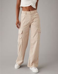 AE Dreamy Drape Stretch Cargo Super High-Waisted Baggy Wide-Leg Pant Drape Pants Outfit, Basic Summer Outfits, Girls Cargo Pants, Shopping List Clothes, Beige Cargo Pants, Cargo Pants Baggy, Drape Pants, Women Cargo Pants, Cargo Pants Outfit