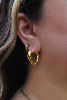 We love that these chunky open gold hoop earrings are lightweight and perfectly comfortable for everyday wear. Get yours now before they're gone! Details x Size: 13mm  x Hypoallergenic x Lightweight  x Titanium steel gold plated Although our jewelry is made of high quality material, we recommend removing your jewelry before exercising, showering and sleeping, to preserve your jewelry. When storing your jewelry it's best to keep it in something airtight, to make sure it looks as fresh as possible Trendy Chunky Gold Earrings, Everyday Minimalist Chunky Earrings, Gold Chunky Hoop Earrings Trendy Style, Trendy Gold Chunky Hoop Earrings, Chunky Huggie Earrings Gift, Trendy Chunky Gold Hoop Earrings, Trendy Chunky Hoop Earrings Gift, Trendy Chunky Hoop Earrings For Gifts, Chunky Everyday Huggie Earrings