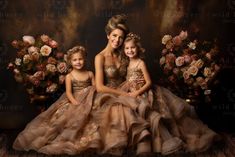 Family Portrait Photography Poses, Mother Daughter Portraits, Family Photoshoot Outdoor, Portrait Family Photography, Backdrop Flowers, Family Portrait Photography, Portrait Photography Poses, Digital Backdrops, Editing Software