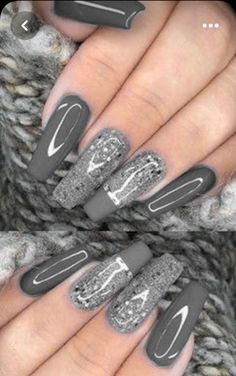 Beach Nails Art, Nails Acrylic Black, Maquillage Yeux Cut Crease, 2023 Beach, Nails Nude, Stylish Nails Designs, Nails Green, Glitter Gel Nails, Homecoming Nails Acrylic