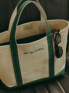 Ll Bean Tote, Boat And Tote, Totes Ideas, Boat Tote, Trendy Tote Bags, Estilo Preppy, Bags Aesthetic, 로고 디자인, Cute Bags