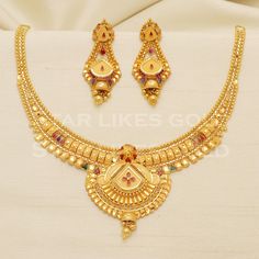 22kt yellow gold handmade chain necklace jewelry from Rajasthan India. Brand- StarLikesGoldIndia Weight- 19.83 grams approx. Metal- yellow gold real gold. Metal purity- 22 Karat. Max Length - Necklace 4.5 inches approx. Earrings - 4 centimeter approx Max Width- Necklace 4.2 centimeter approx. Earrings - 1.2 centimeter approx Condition- excellent brand new Please feel free to ask if you have any query. Elegant Gold Necklace, Bengali Wedding, Handmade Chain, Length Necklace, Set Jewelry, Gold Necklace Set, Jewelry Indian, Rajasthan India, Gold Necklaces