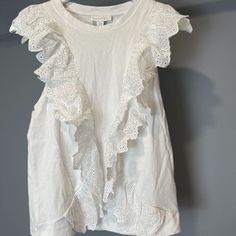 Nwt Topshop White Eyelet Ruffle Tee - Size 6 Condition: New With Tags Spring V-neck Tank Top With Ruffles, Cotton Ruffled Short Sleeve T-shirt, Summer Embroidered V-neck Top With Ruffles, Summer V-neck Ruffled Tank Top, White V-neck Ruffled Camisole, Baby Graphic Tees, Lace Bands, Light Blue Shorts, Sheer Shorts