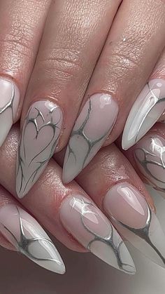 Nail Art Funky, Ongles Goth, Paznokcie Hello Kitty, Silver Nail Designs, Milky Nails, Chrome Nails Designs, Nail Salon Design, Silver Nail, Goth Nails