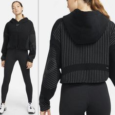 New With Tags Women's Xl Black Colorway Cropped Hoodie Crop Sweatshirt, Nike Pros, Cropped Hoodie, Nike Tops, Black Nikes, Hoodies Womens, Nike Women, Active Wear, Womens Tops