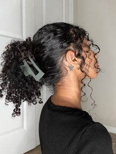 Curly Hair Ponytail, Curly Hair Inspo, Cute Curly Hairstyles, Natural Curls Hairstyles, Hairstyle Inspo