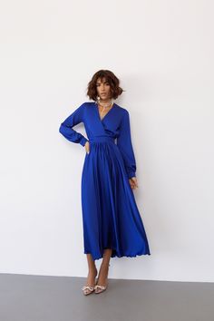 Fabric: Silk Viscose 35%, Polyester 35%, Cotton 20% Nylon 10% V-neck Long Sleeve Wrap dress Midi lengh Midi Long Sleeve Dress, Wrap Dress Midi, Wear Store, Long Sleeve Wrap Dress, Puff Sleeve Dresses, Crop Top Shirts, Dress Midi, Fabric Silk, Blue Silk