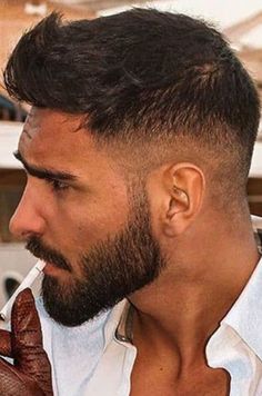 40 Yr Old Mens Hairstyles, Modern Men Haircut Short, Mens High Fade Haircut, Modern Beard Styles, Grow Beard Faster, Medium Beard Styles, Men Fade Haircut Short, Fade Haircut Styles, Short Hair With Beard