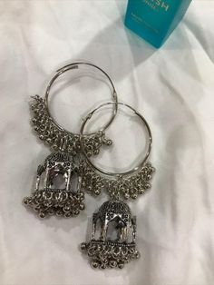 Indian Jwellary Aesthetic, Indian Oxidised Jewellery, Oxidised Jhumka Aesthetic, Indian Jhumka Aesthetic, Jhumka Designs Silver, Jhumka Earrings Aesthetic, Silver Jhumkas Indian, Oxidised Jewellery Earrings, Desi Jhumka