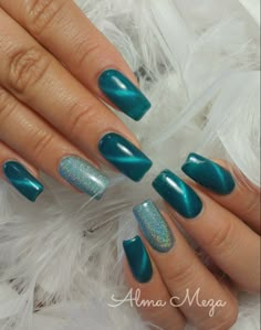 nail designs fall cute short Cat Eye Nails With Accent Nail, Teal Silver Nails, Nails Tiger Eye, Fun March Nails, Teal Nails 2023, Cats Eye Gel Nail Designs, Cat Eye Accent Nail, Purple Cats Eyes Nails, Tiger Eye Nails Design