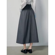 Step into Timeless Elegance Introducing our Women's Elegant Vintage Dark Gray Mid-length Skirt – a true masterpiece in the world of fashion. Crafted with precision and passion, this high-waisted A-line skirt is designed to make you stand out with its loose pleat details and undeniable charm. Sophistication in Every Thread Our skirt is made from a luxurious blended fabric, ensuring both comfort and durability. The mid-calf length adds a touch of modesty while the high waistline flatters your figu Dark Grey Skirt, Crisp White Shirt, Elegant Skirt, Mid Length Skirts, Back Women, Style Streetwear, Gray Skirt, Grey Women, A Line Skirt