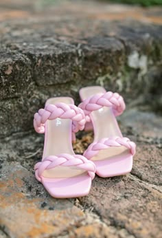 true to size Light Pink Shoes Heels, Small Pink Heels, Pink Playhouse, Coquette Clean Girl, Pink Shoes Heels, Valentines Dance, Light Pink Heels, Quince Planning, Quinceanera Shoes